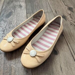 Coach Cream Ballet Flats with Bow Accent